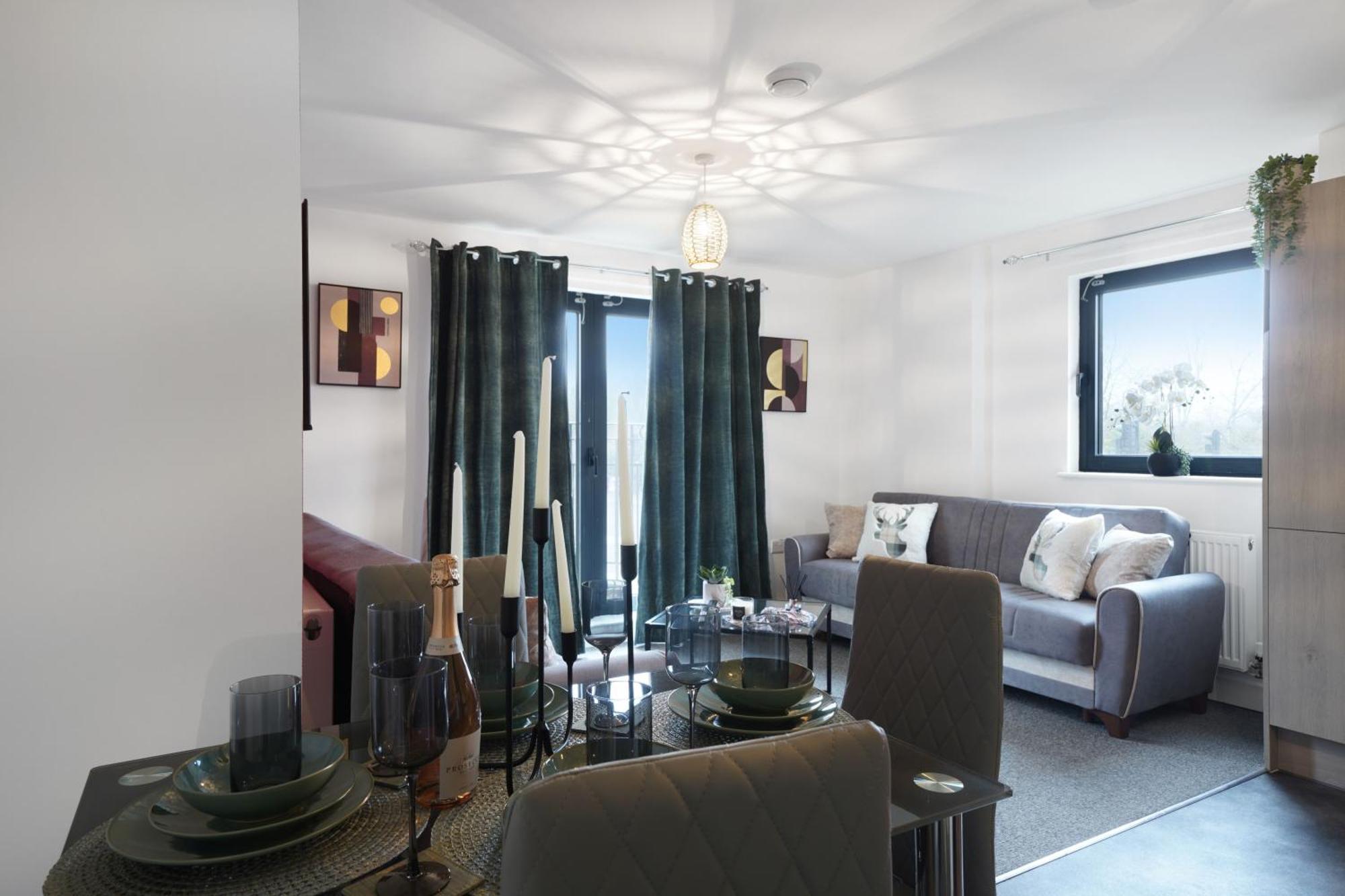 Livestay-New Private Apartment Building Minutes From Heathrow Slough Extérieur photo