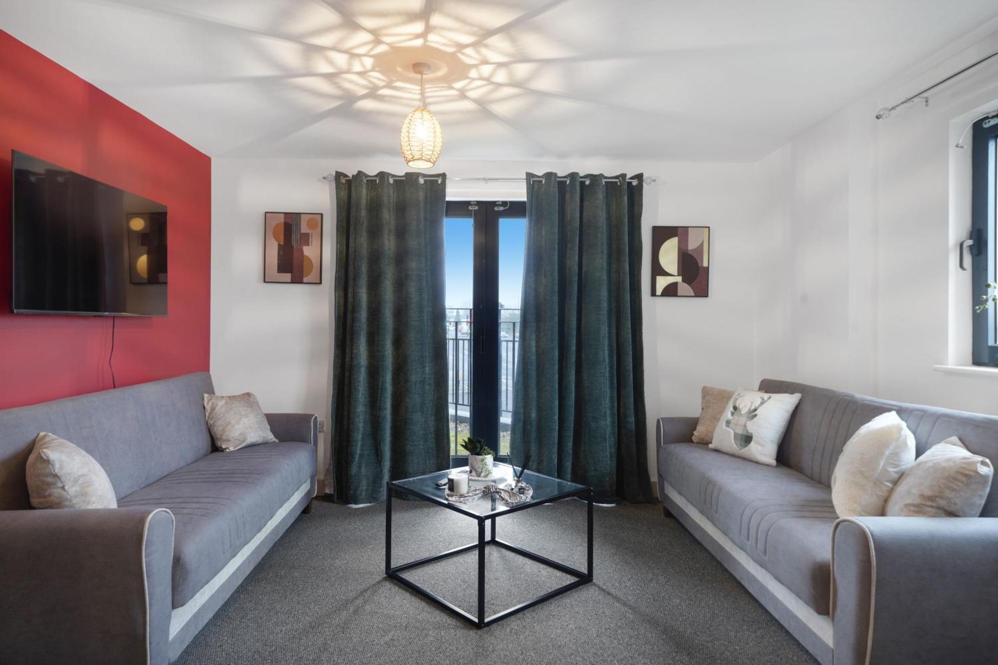Livestay-New Private Apartment Building Minutes From Heathrow Slough Extérieur photo