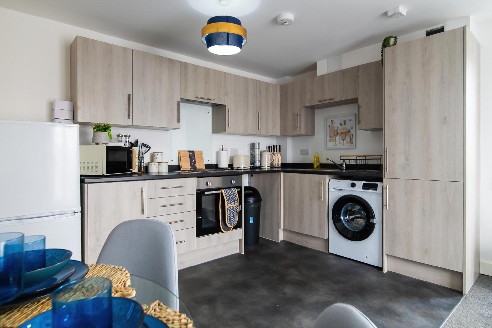 Livestay-New Private Apartment Building Minutes From Heathrow Slough Extérieur photo