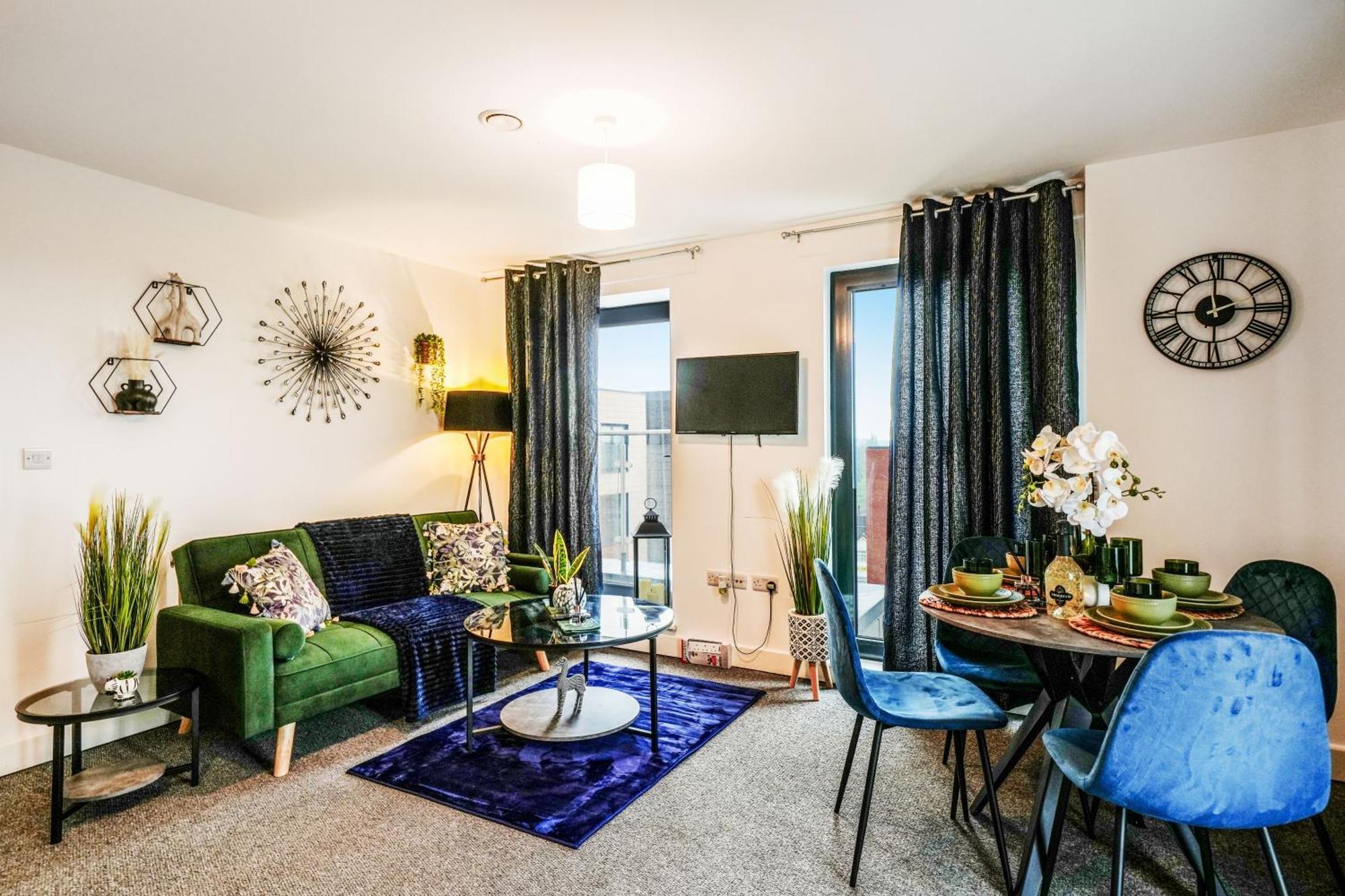 Livestay-New Private Apartment Building Minutes From Heathrow Slough Extérieur photo